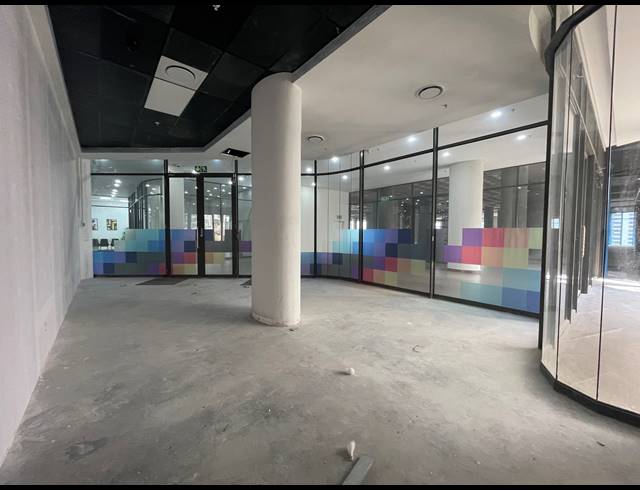 51M² OFFICE TO LET IN SANDTON CENTRAL